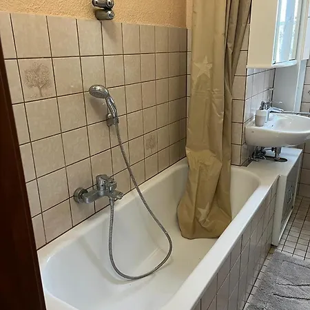 Apartamento Gaestewohnung 1 Ogl In Der Naehe Zur Veltinsarena - Gaestewilli 3 *
