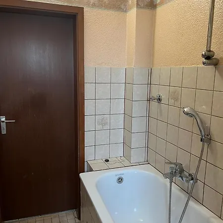 Gaestewohnung 1 Ogl In Der Naehe Zur Veltinsarena - Gaestewilli 3 *