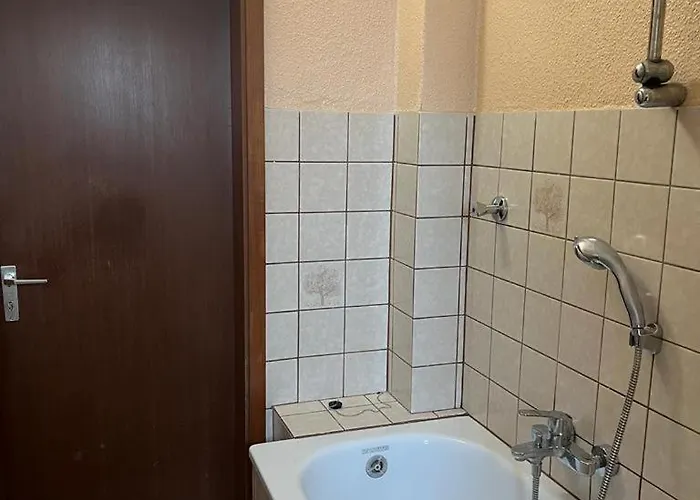 Gaestewohnung 1 Ogl In Der Naehe Zur Veltinsarena - Gaestewilli 3 *